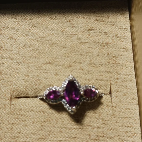 COPY - Raspberry Color Rhodolite Rhodium Over Silver Ring 1.14ctw Size8 No Tags… - Picture 5 of 7